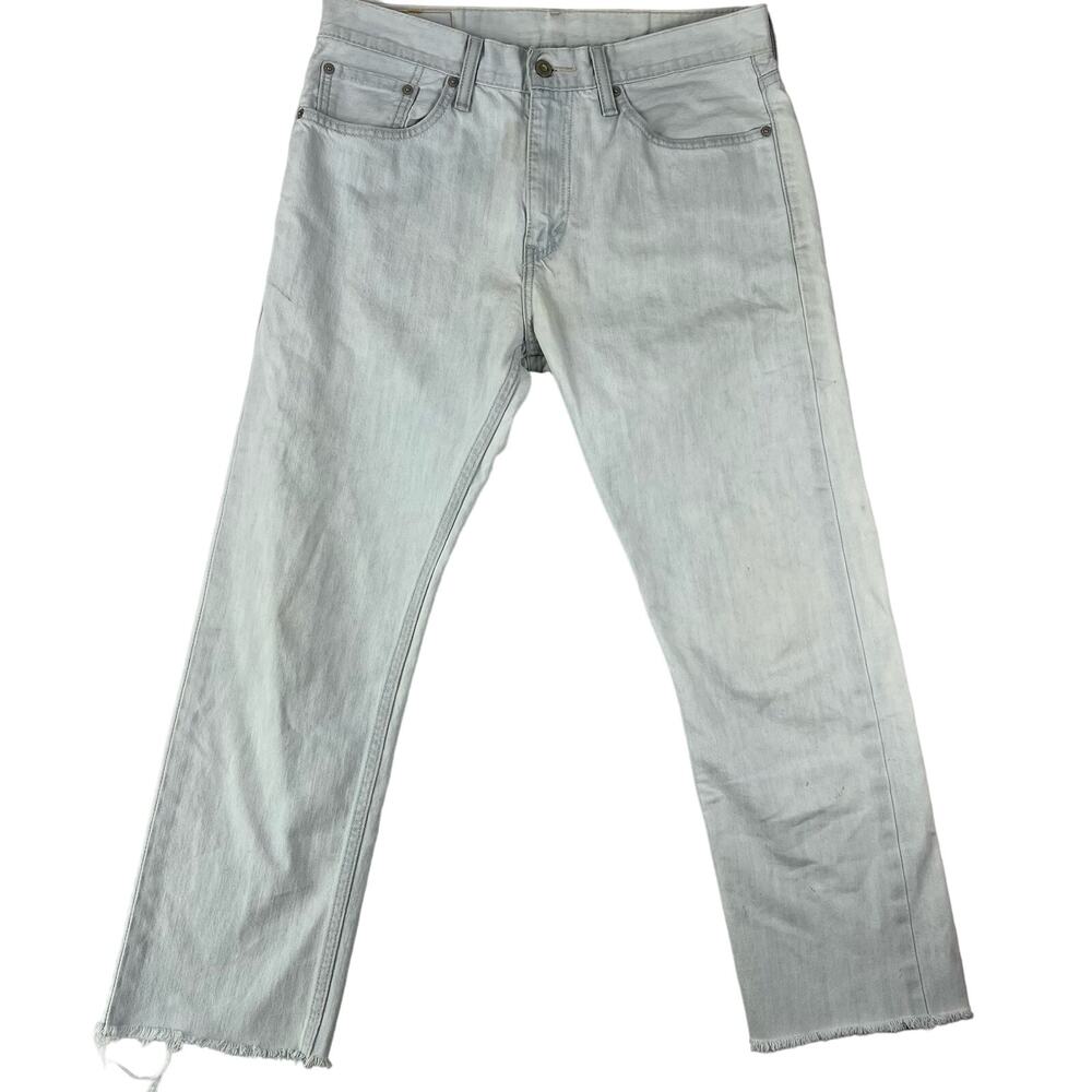 Levi’s 508 Light Wash Blue Cropped Frayed Hem Zip Fly SZ 32”x 25” EUC